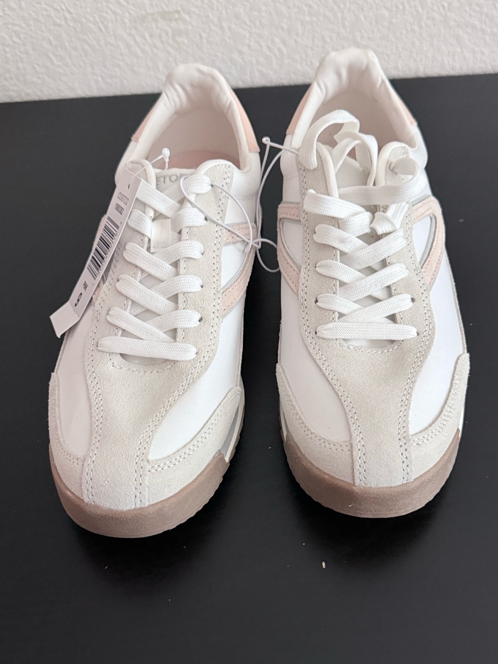 TRETORN Women’s Lace-Up Casual Sneakers in White and Light Pink